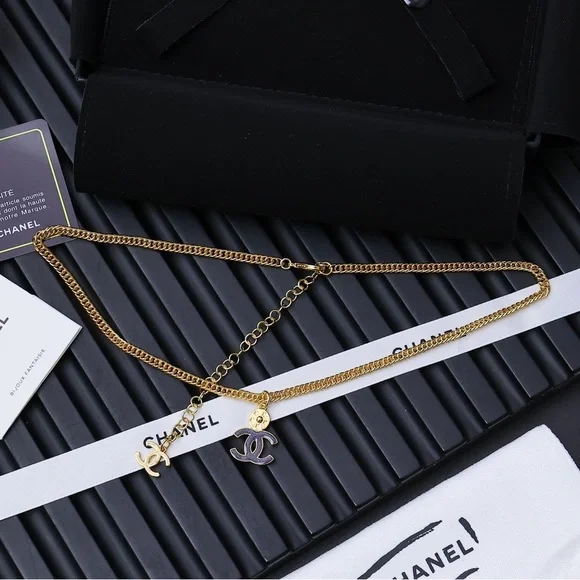 Women's Chanel Gold Double Layer CC Logo Pendant Necklace - Picture 4 of 5